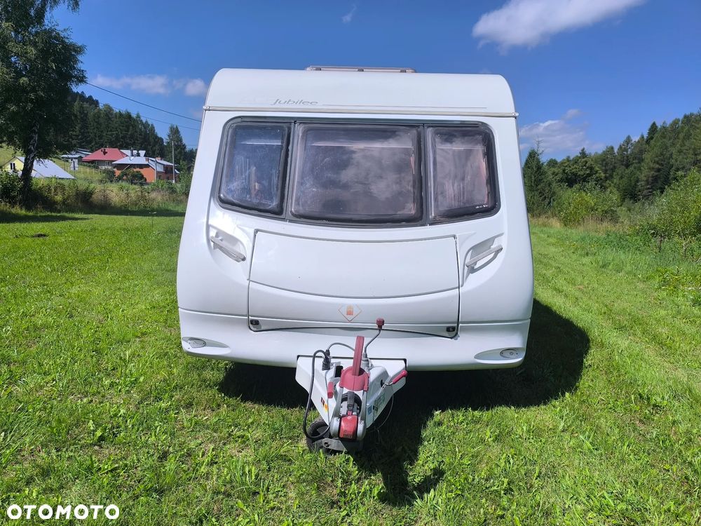 SWIFT ACE JUBILEE GLOBETROTTER - 4