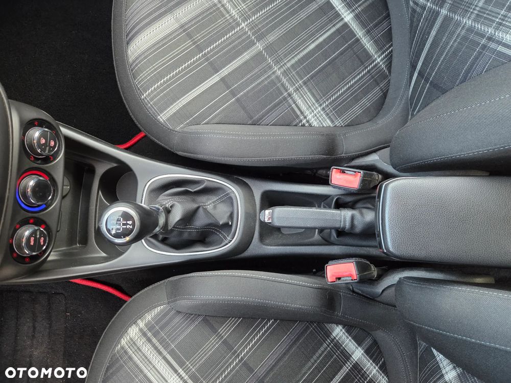 Opel Corsa 1.4 Color Edition - 22