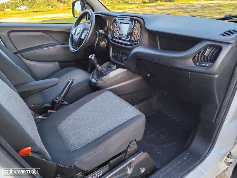 Fiat Doblo Cargo - 29