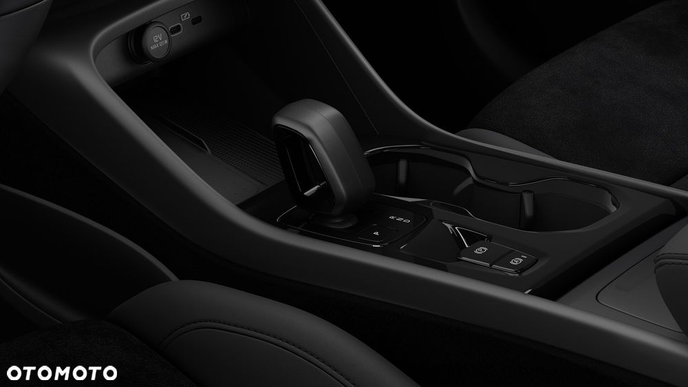 Volvo XC 40 B4 Plus Dark - 11