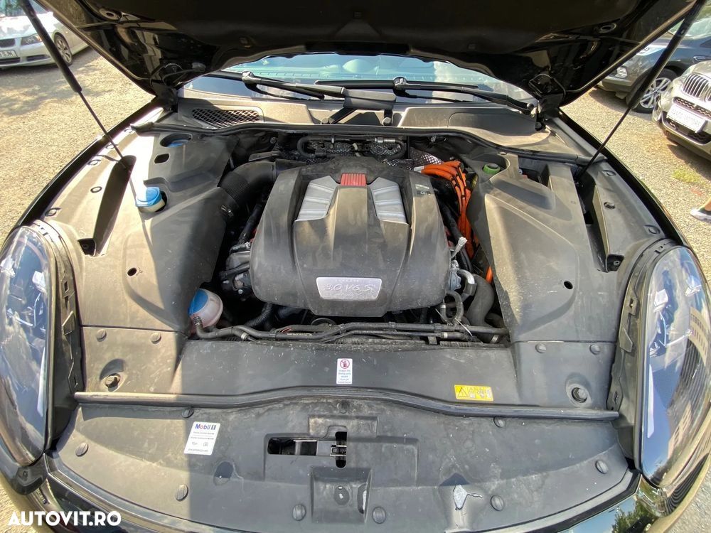 Porsche Cayenne S E-Hybrid Platinum Edition - 20