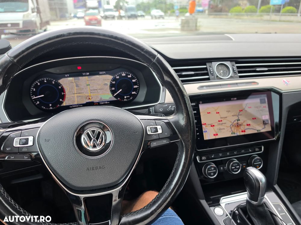 Volkswagen Passat - 6
