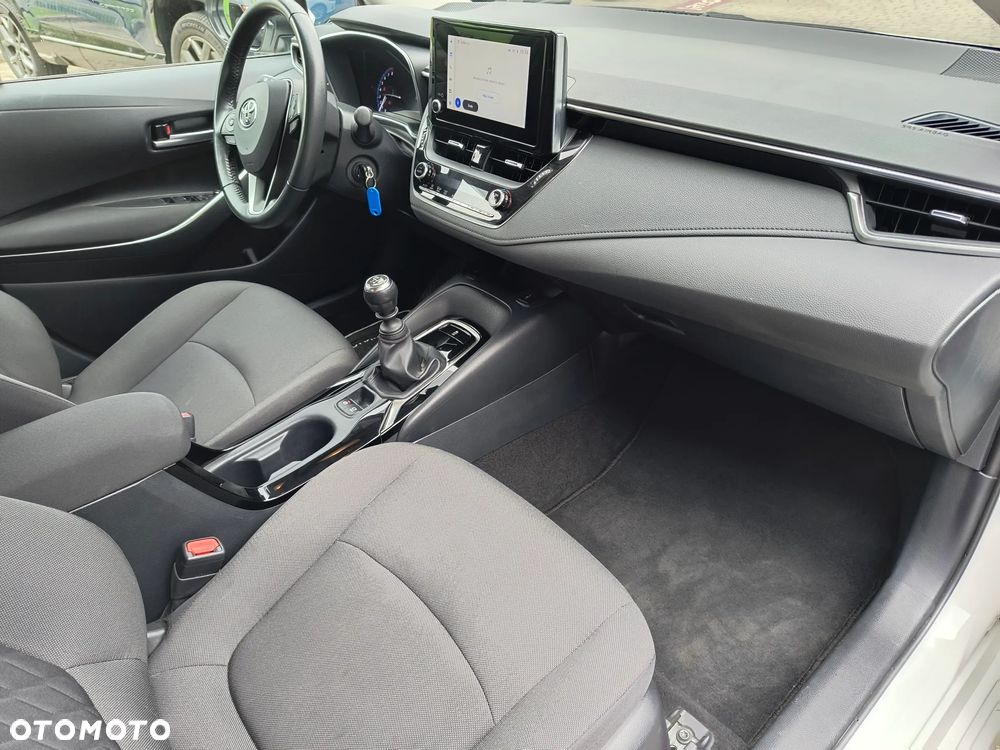 Toyota Corolla 1.5 Comfort - 11