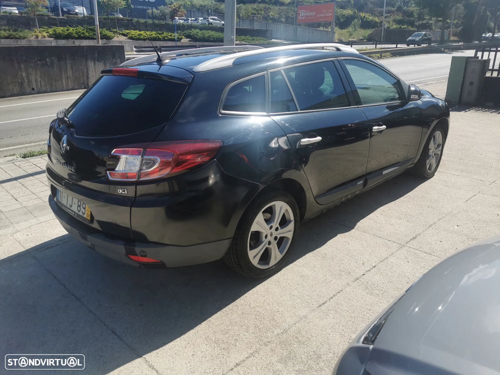 Renault Mégane Sport Tourer - 6
