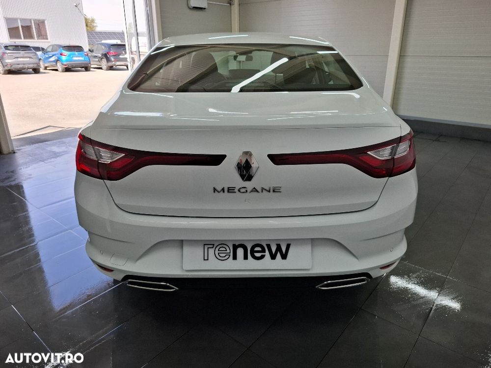 Renault Megane TCE 140 Equilibre - 7