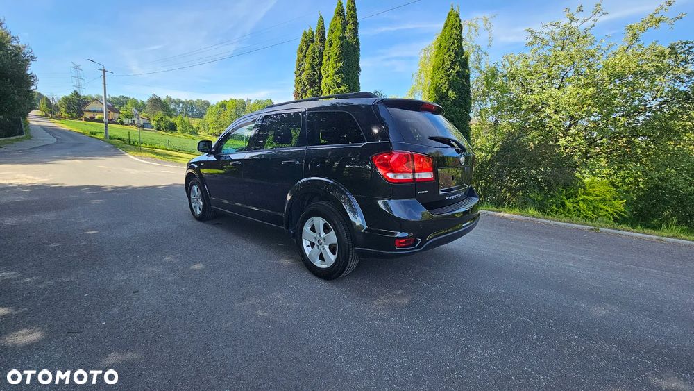 Fiat Freemont 2.0 Multijet 16V DPF Automatik Allrad Black Code - 38