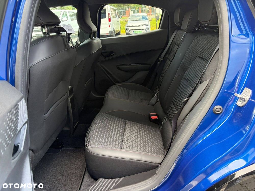Renault Clio - 12