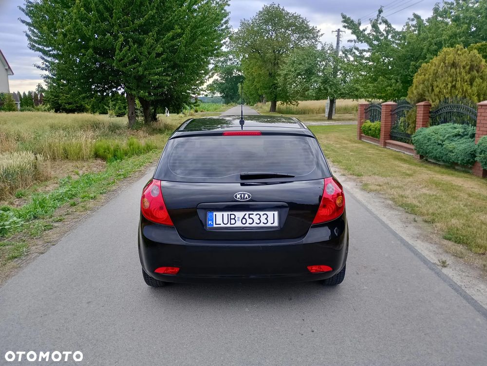 Kia Ceed 1.4 CVVT Attract - 13