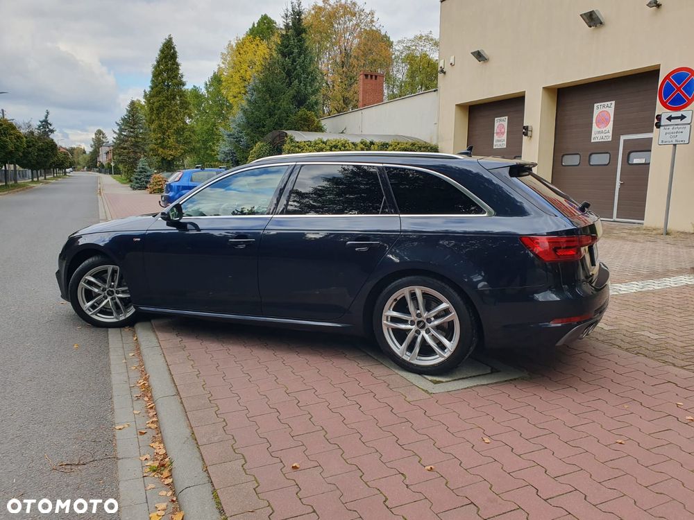 Audi A4 Avant 2.0 TDI ultra S tronic sport - 30