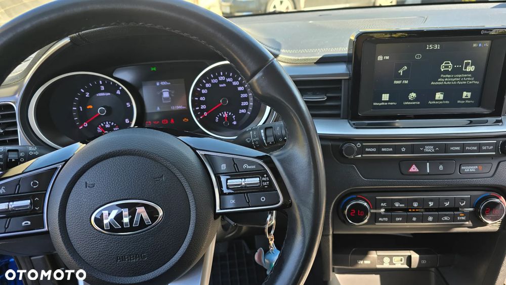 Kia Ceed 1.6 CRDi SCR L - 17