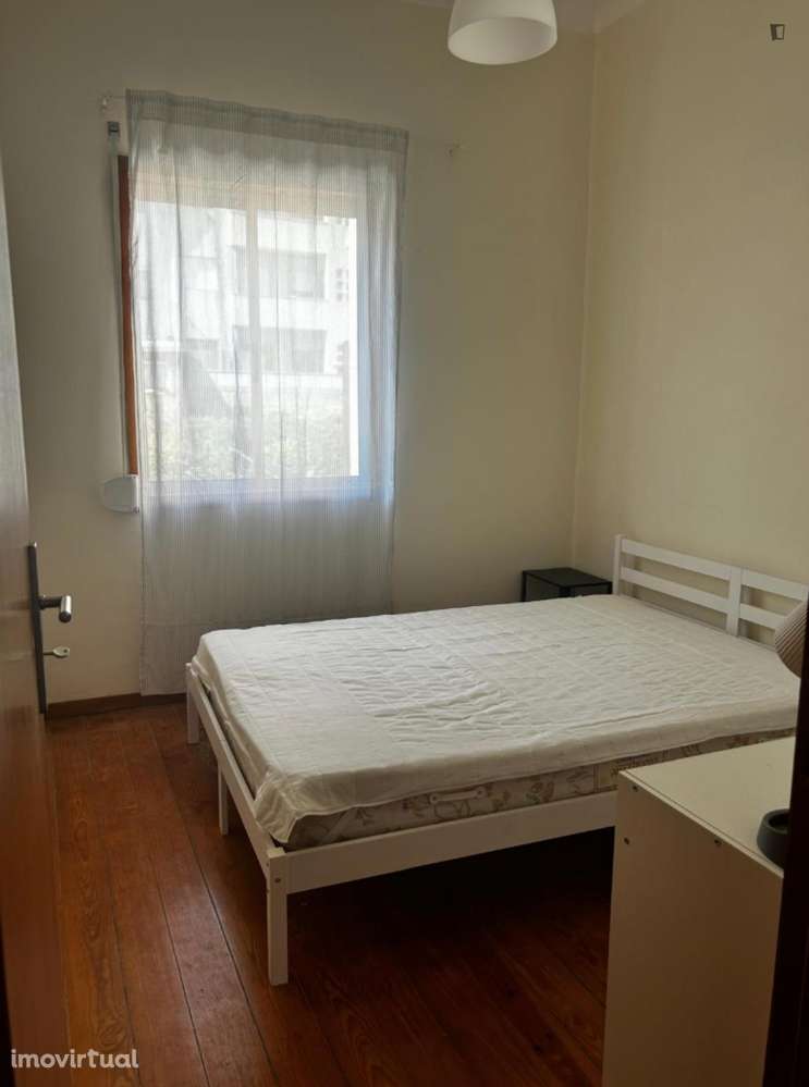 Quarto - localizado em Cedofeita Porto - Grande imagem: 2/15