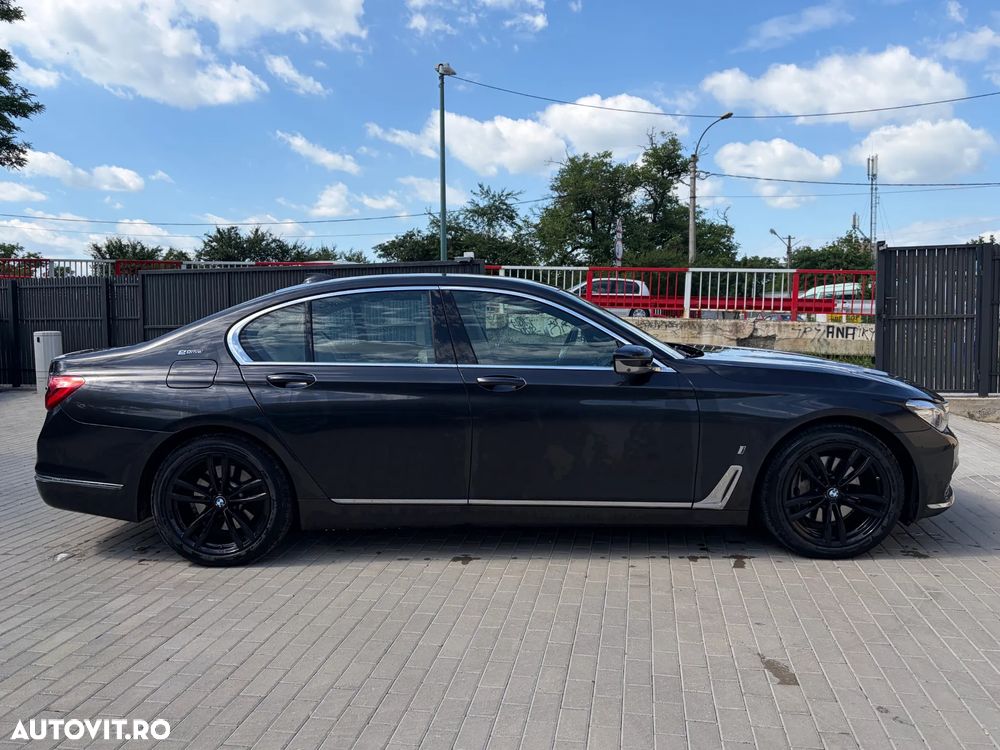 BMW Seria 7 - 28
