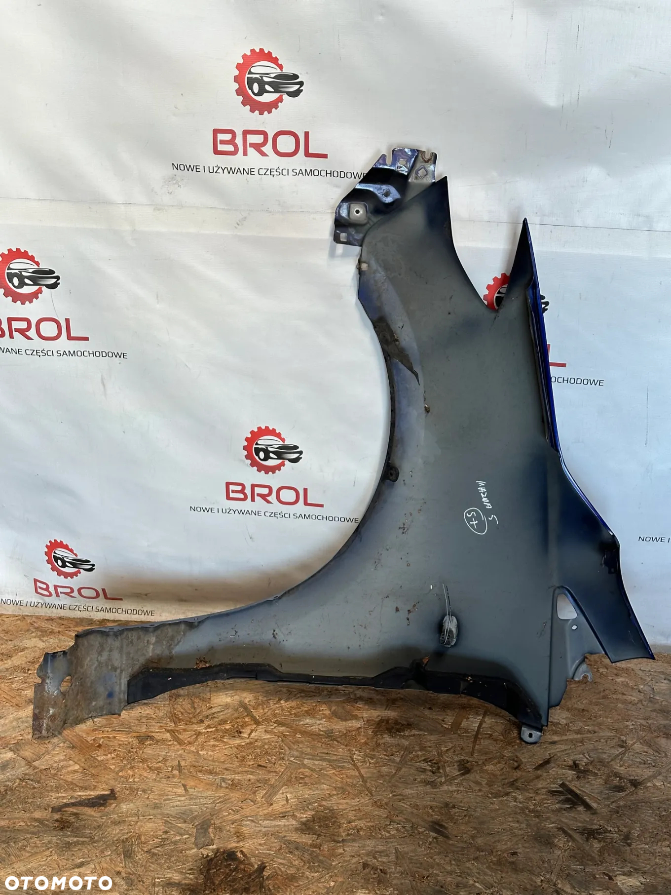 BŁOTNIK PRZEDNI PRAWY MAZDA 5 05-10 - 5