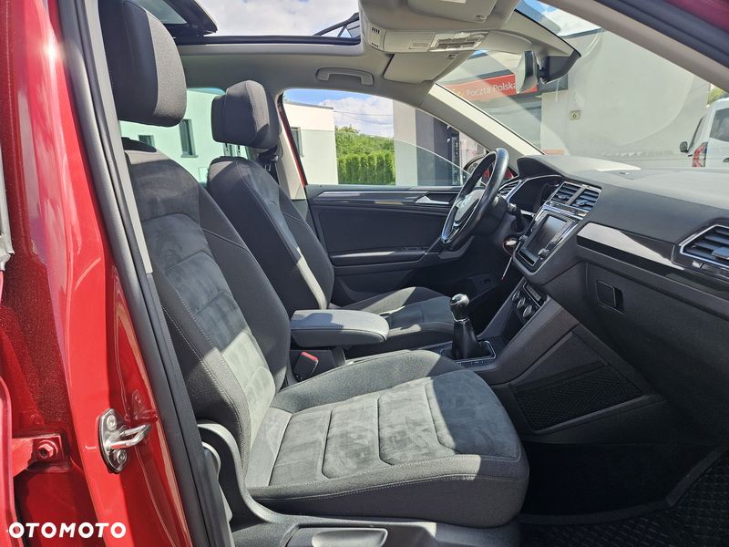 Volkswagen Tiguan - 27