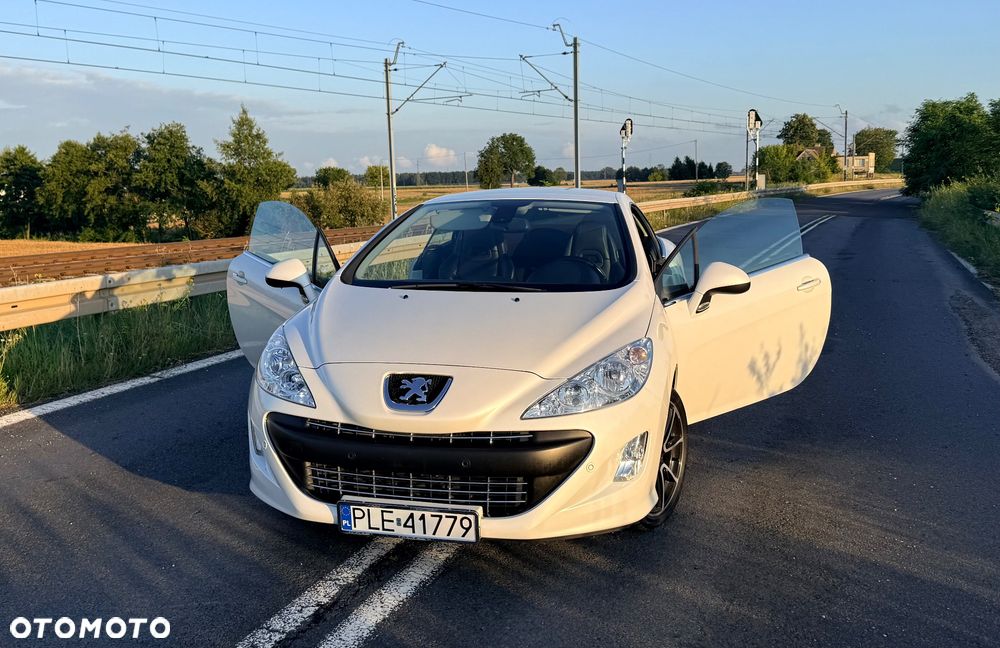 Peugeot 308 CC - 12