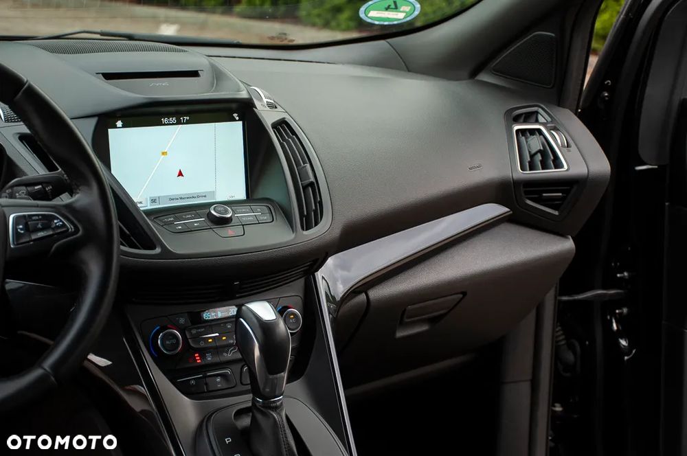Ford Kuga 2.0 TDCi AWD ST-Line - 32