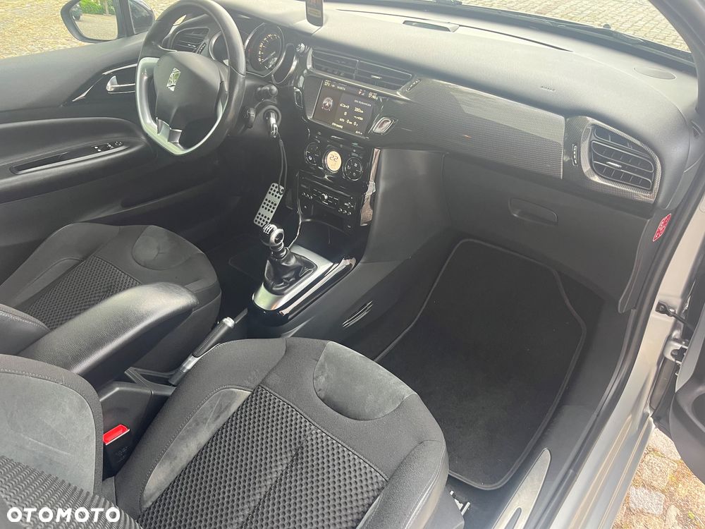Citroën DS3 1.6 e-HDi SportChic - 10
