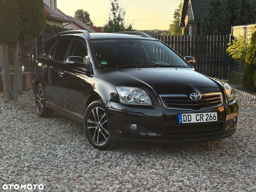 Toyota Avensis 1.8 VVT-i Sol - 11