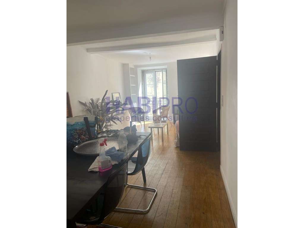 Santa Catarina apartamento T3 com terraço de 36 m2 - Grande imagem: 4/15