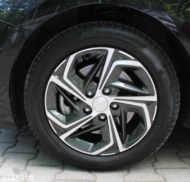 Hyundai i30 - 23