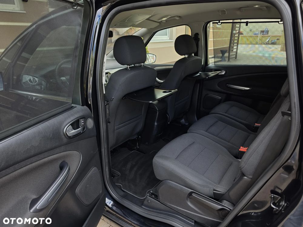Ford S-Max 2.0 TDCi DPF Titanium - 38