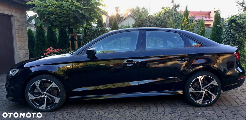 Audi A3 Limousine 40 TFSI quattro S tronic S line - 2