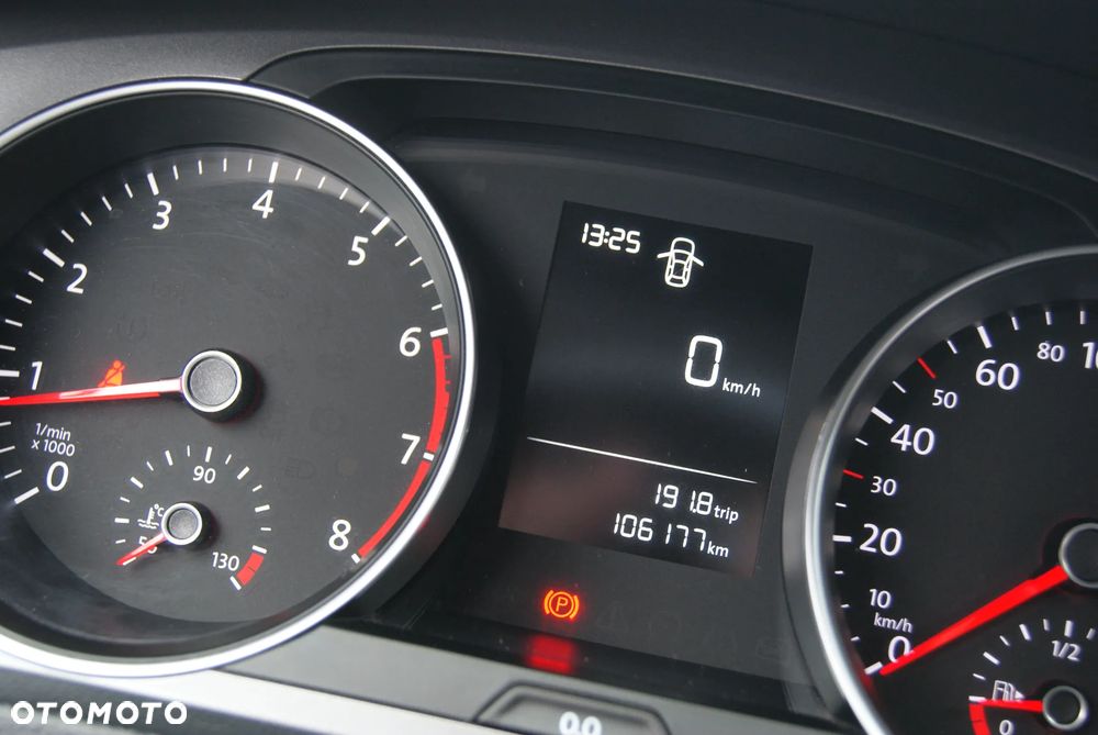Volkswagen Golf 1.2 TSI BMT Trendline - 34