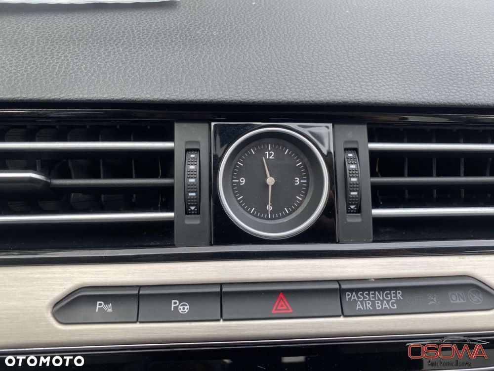 Volkswagen Passat - 38