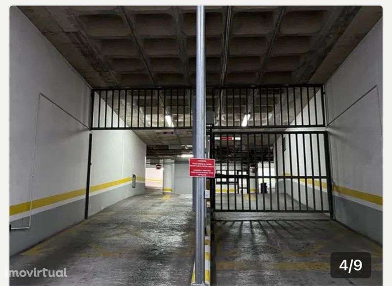 Garagem mota Telheiras praca central lisboa - Grande imagem: 3/6