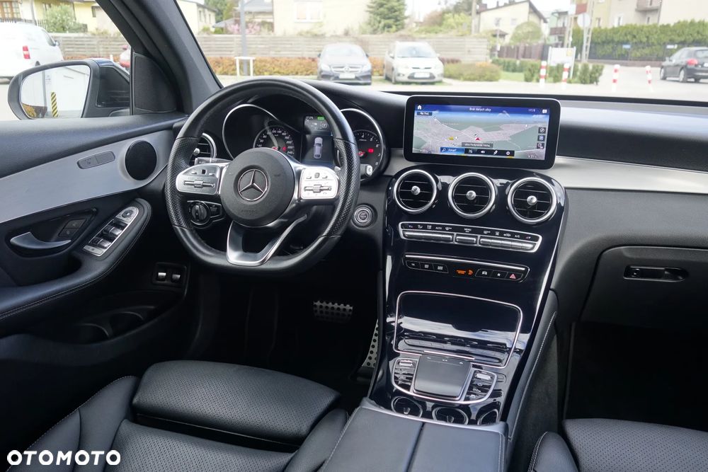 Mercedes-Benz GLC 300 e 4-Matic Business Edition - 15