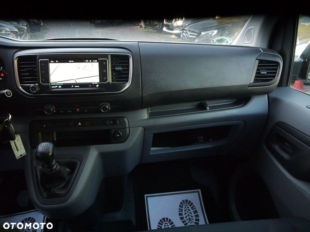 Opel Vivaro - 26
