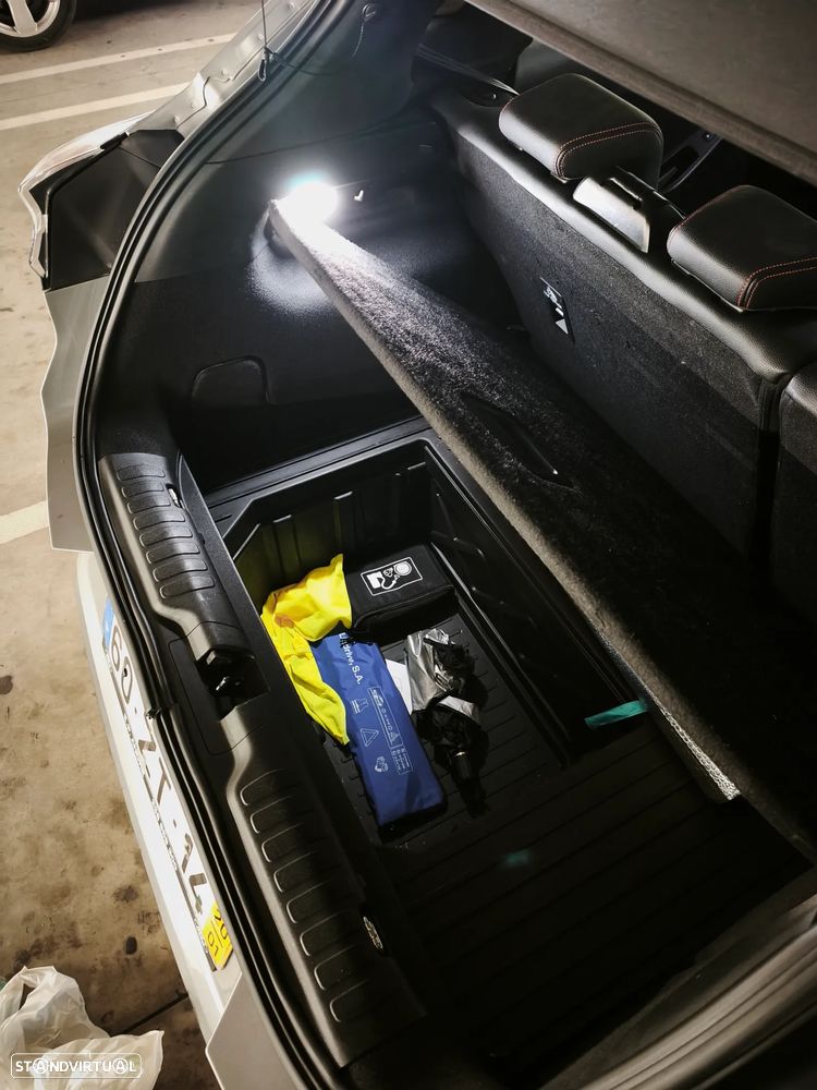 Ford Puma 1.0 EcoBoost MHEV ST-Line - 20