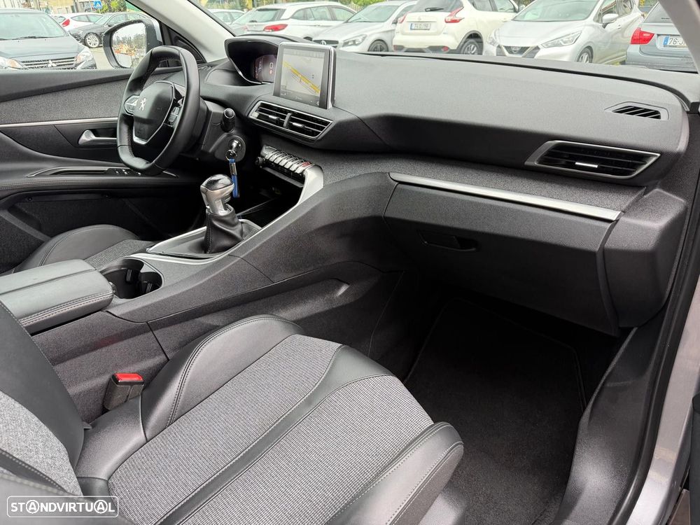 Peugeot 3008 1.5 BlueHDi Allure - 15