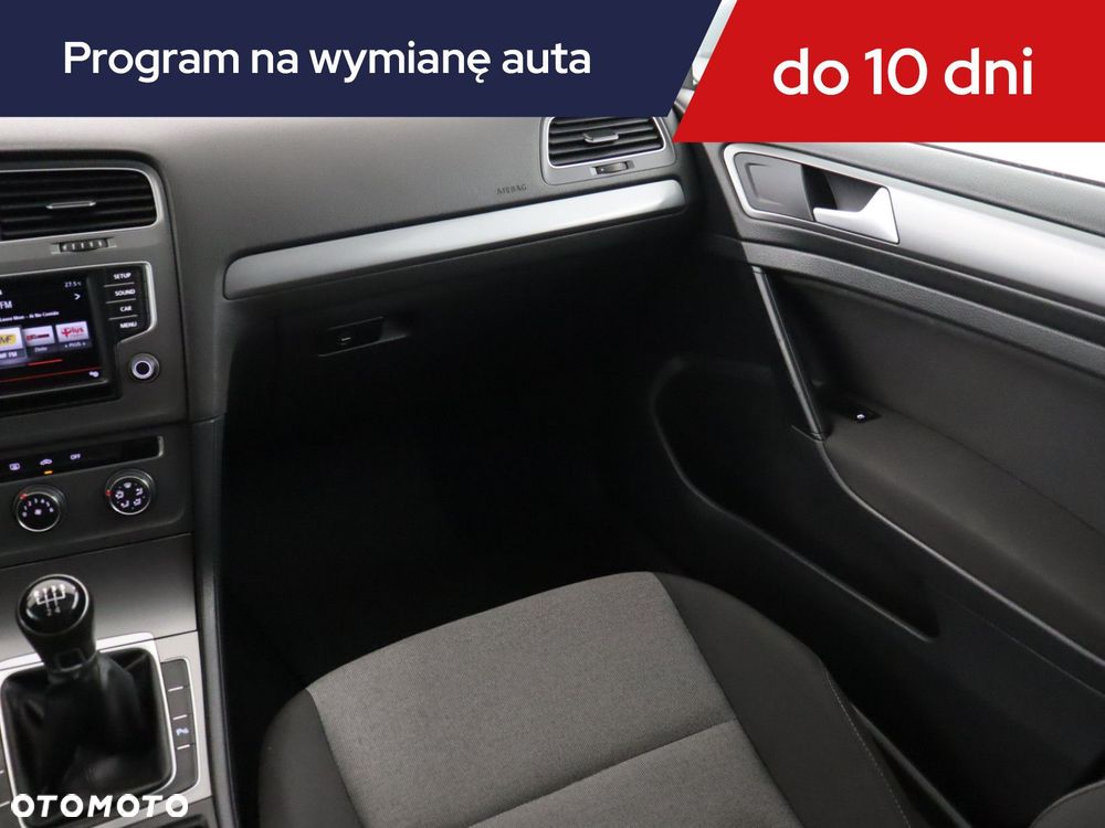 Volkswagen Golf Variant - 10