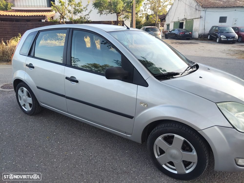 Ford Fiesta 1.4 Trend Durashift EST - 5