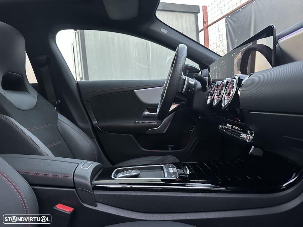 Mercedes-Benz CLA 180 7G-DCT AMG Line - 11