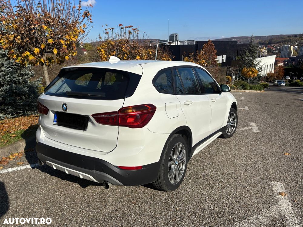 BMW X1 xDrive20d AT - 13