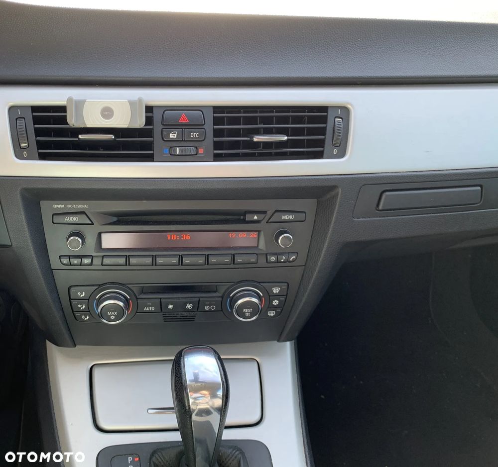 BMW Seria 3 - 40