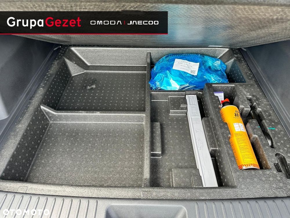 Omoda E5 - 12