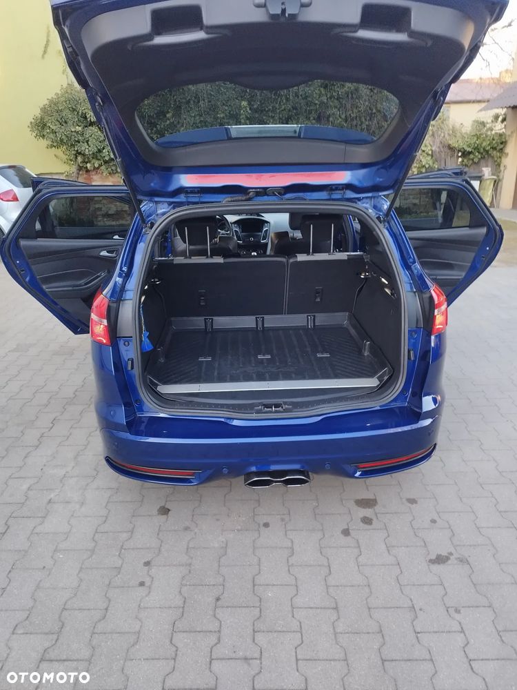 Ford Focus 2.0 TDCi ST - 13