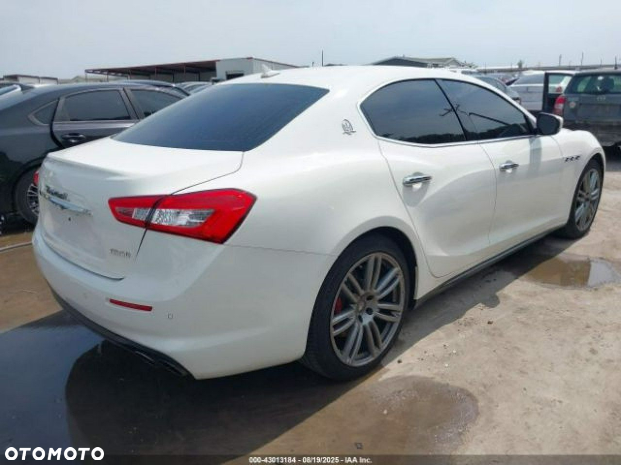 Maserati Ghibli - 4