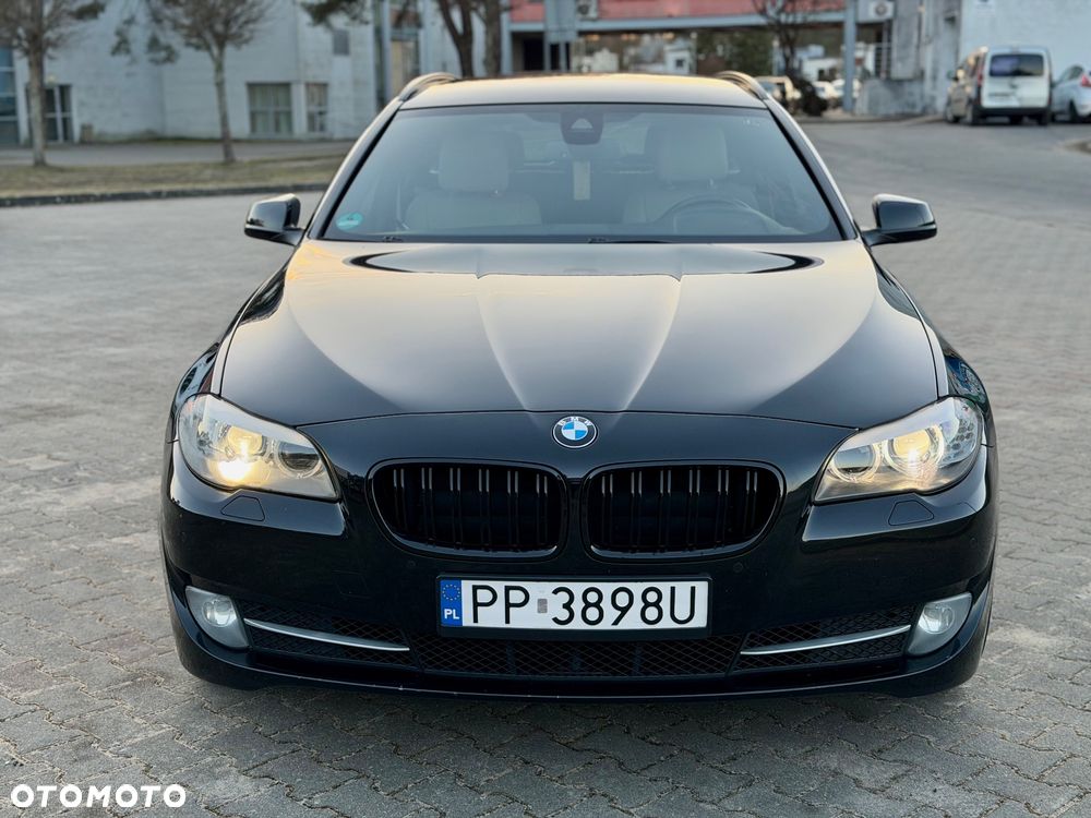 BMW Seria 5 520d - 7