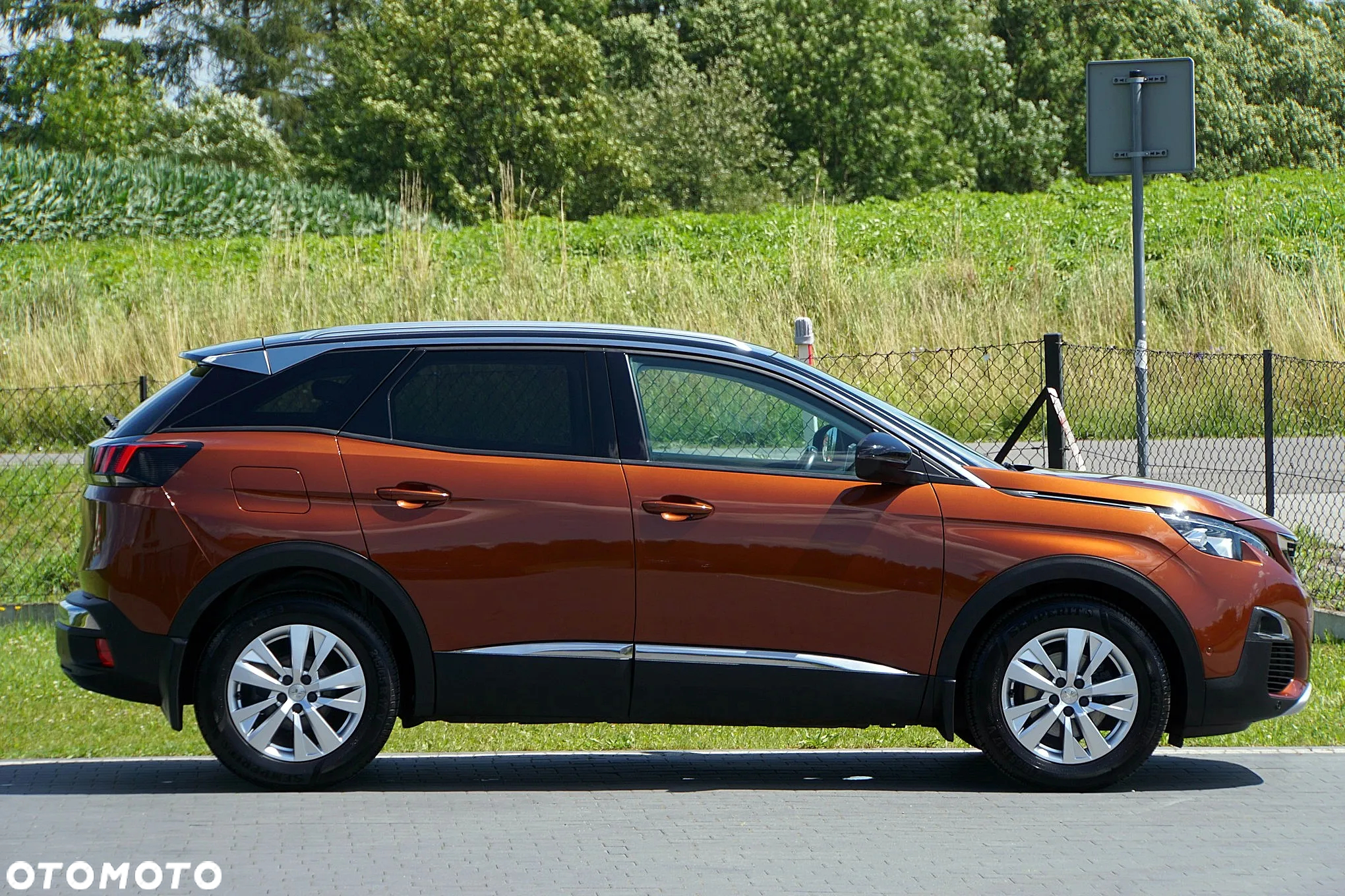 Peugeot 3008 1.6 BlueHDi Allure S&S EAT6 - 9