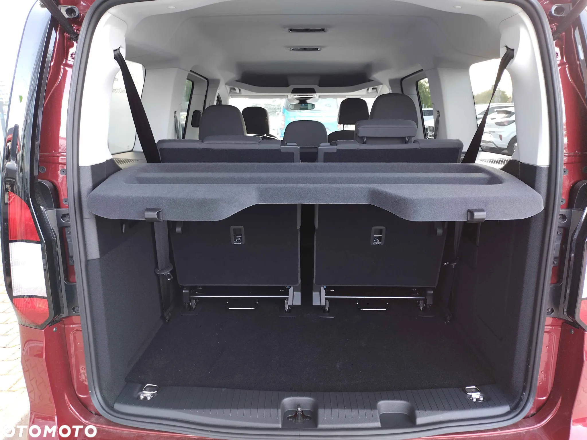 Ford Tourneo Connect Grand - 8