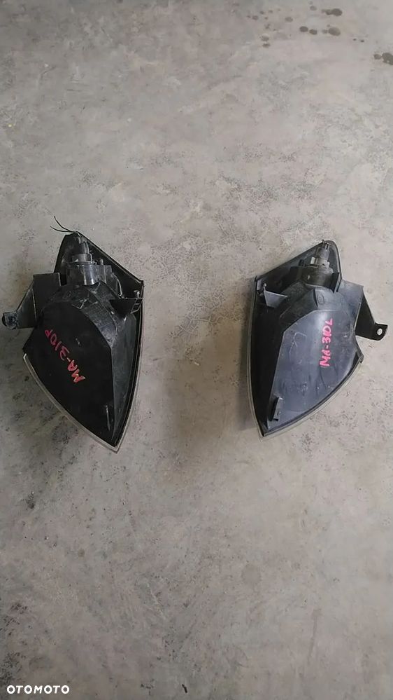 REFLEKTORY LEWE PRAWE MAZDA MIGACZE KIERUNKOWSKAZY - 9