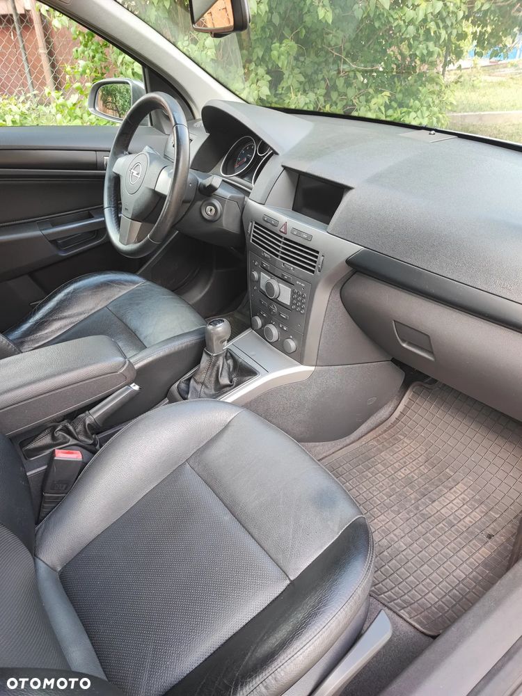 Opel Astra 2.0 T Sport - 3