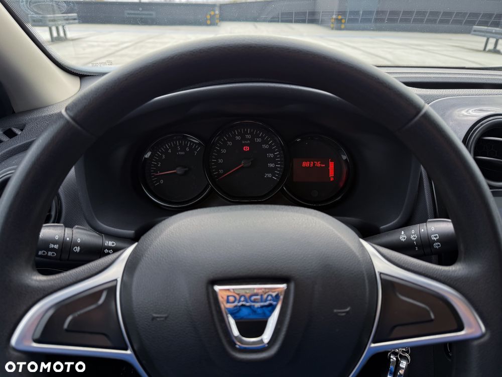 Dacia Sandero SCe 75 Essential - 11