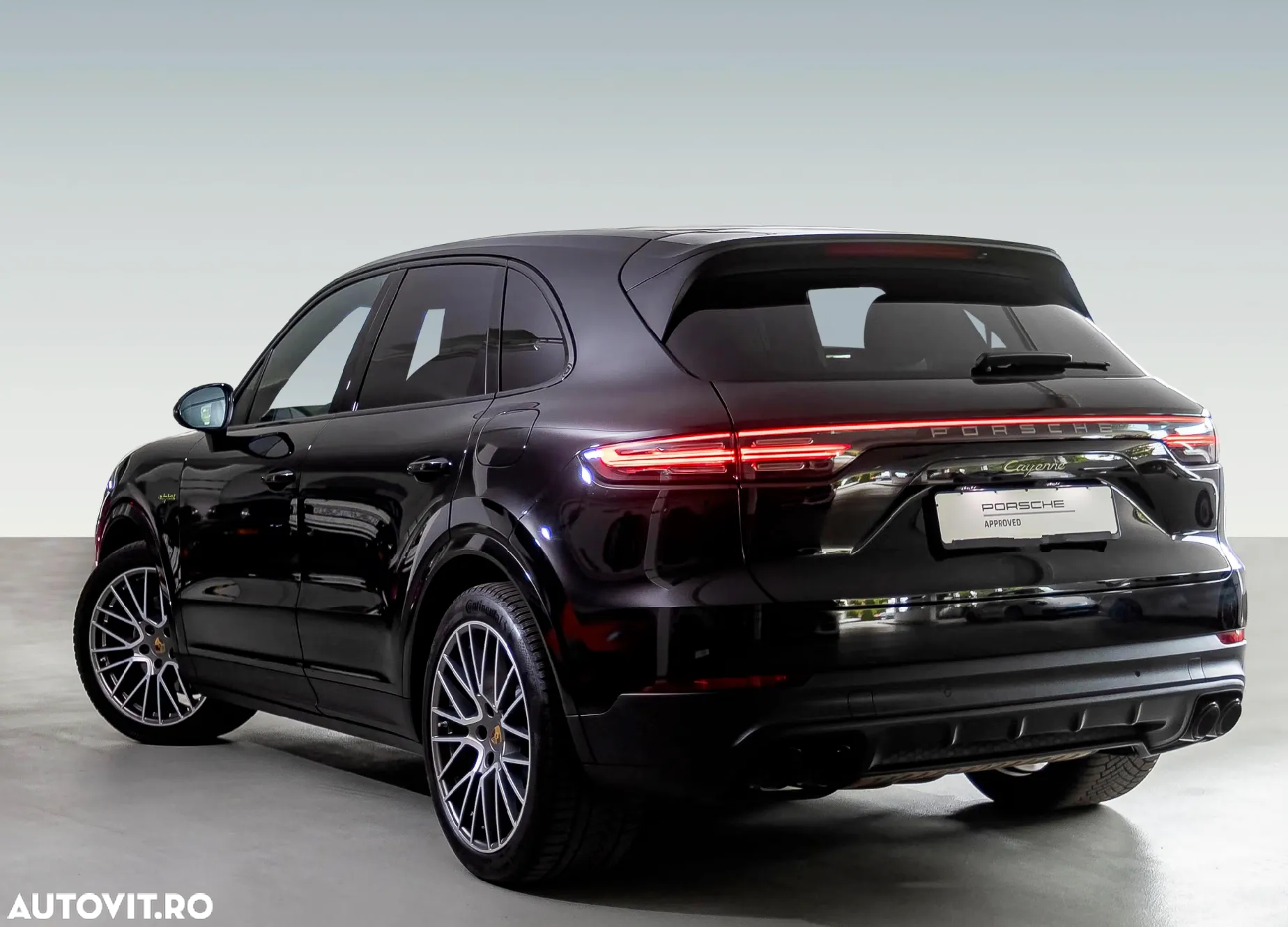 Porsche Cayenne E-Hybrid - 3