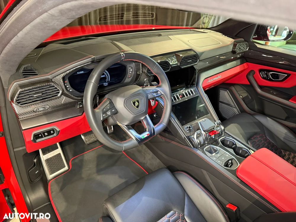 Lamborghini URUS - 15