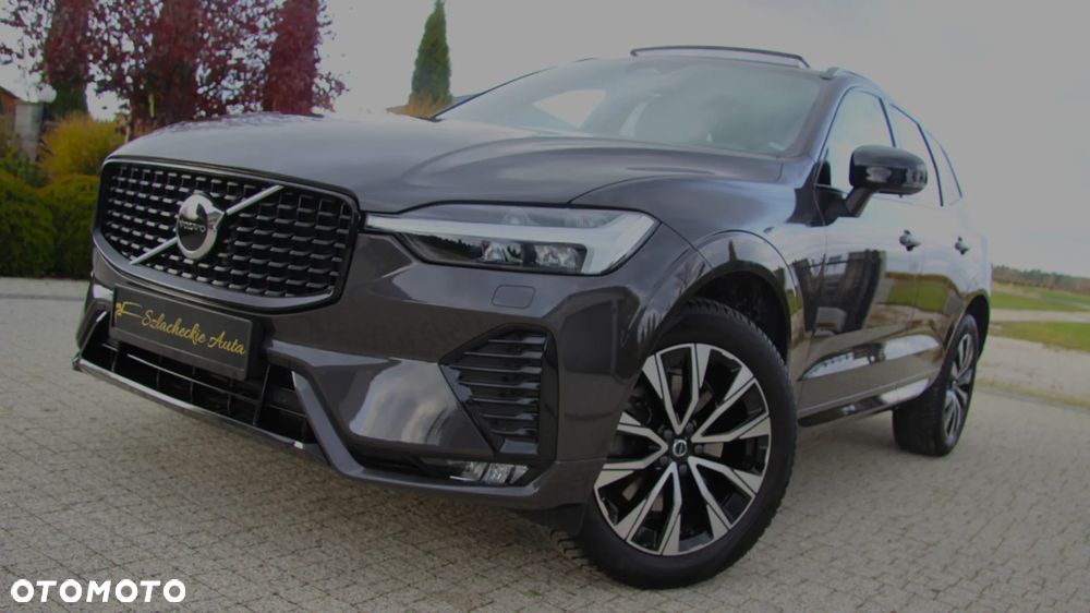 Volvo XC 60 B4 D AWD Plus Dark - 11